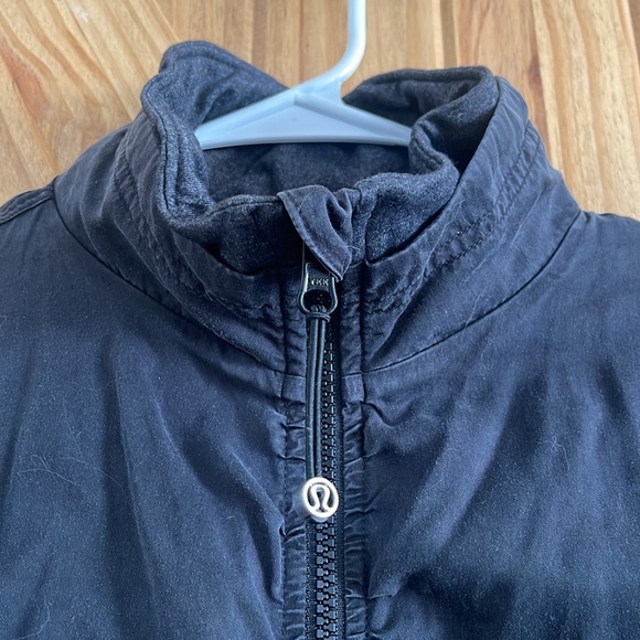 Lululemon Running Jacket - Picture 5 of 9